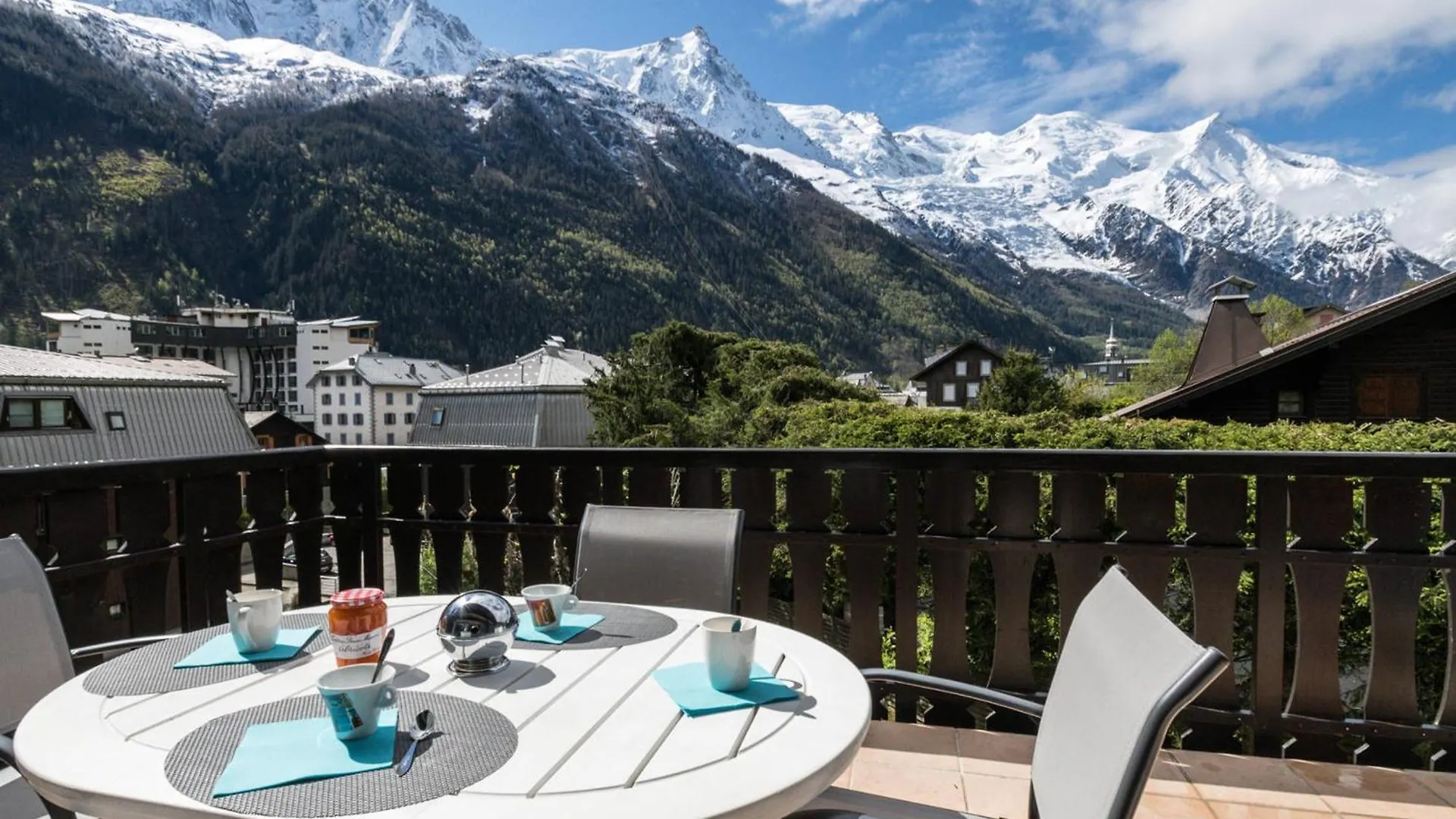 Grand Appartement Avec Terrasse Face Au Mont-Blanc, Parking Et Wifi - Fr-1-343-173 Chamonix France