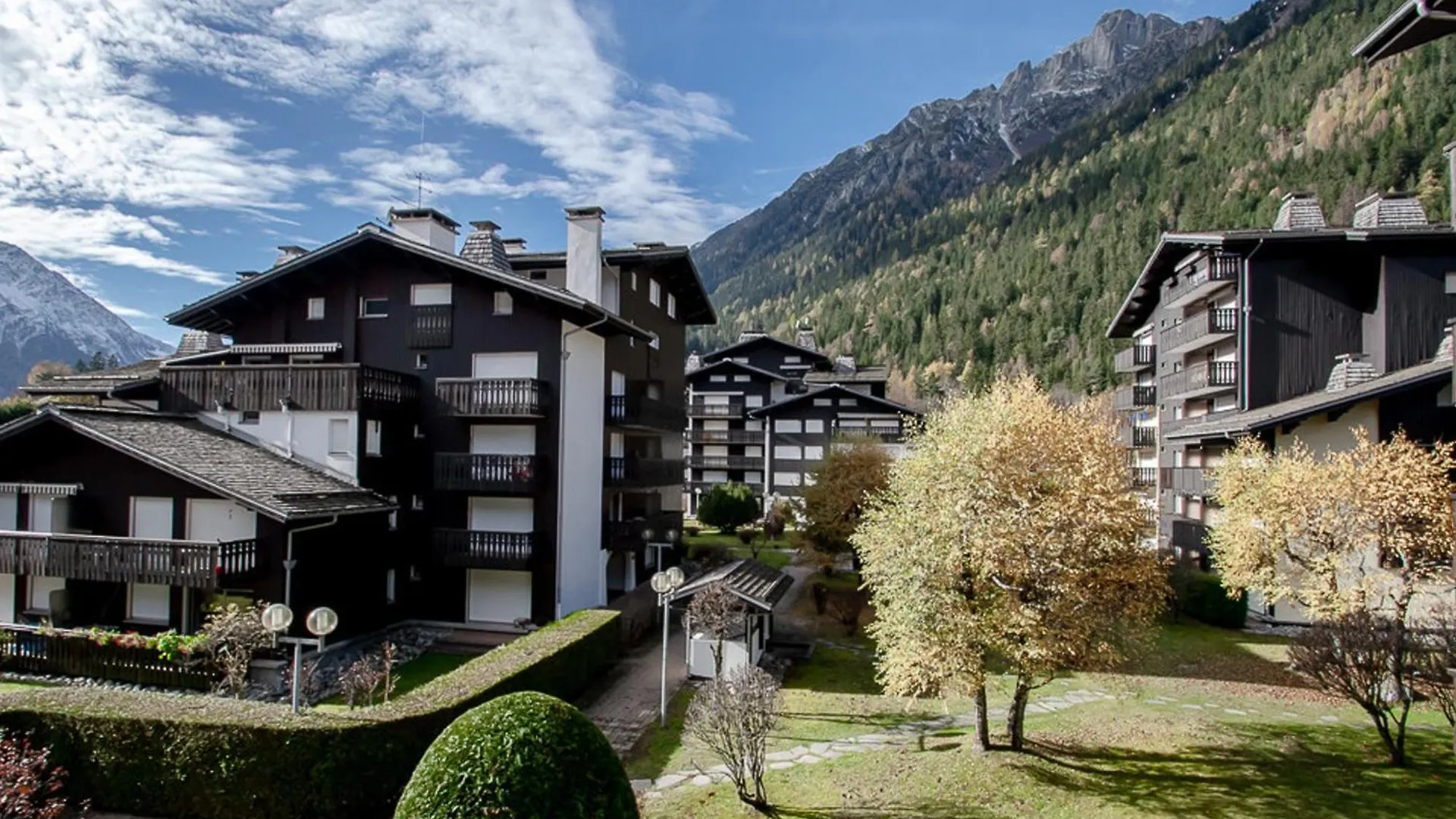 Grand Appartement Avec Terrasse Face Au Mont-Blanc, Parking Et Wifi - Fr-1-343-173 Chamonix Apartment